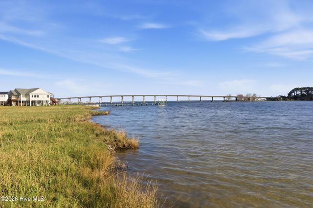 8046 Treasure Drive, Oriental, NC 28571