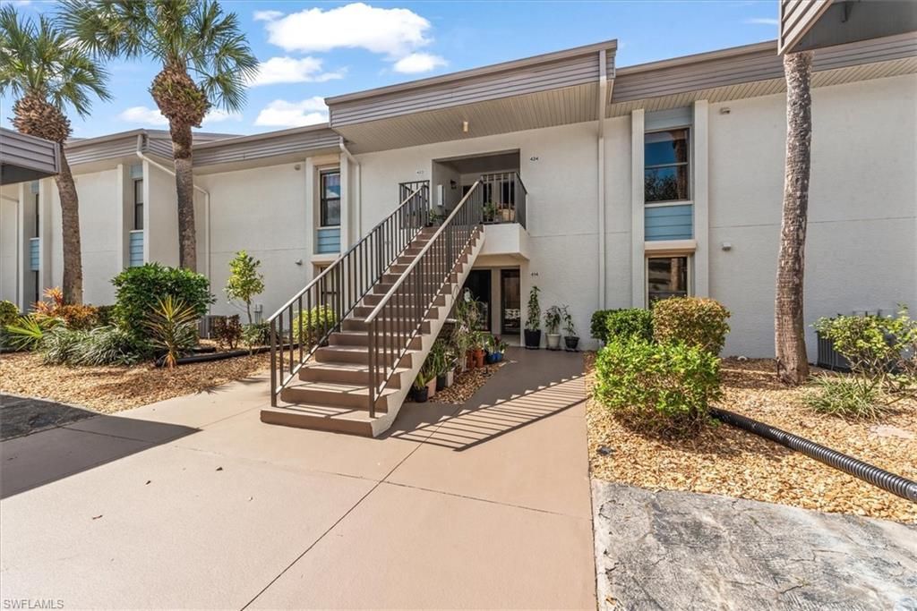 5825 Trailwinds DR 414, FORT MYERS, FL 33907 — photo 4