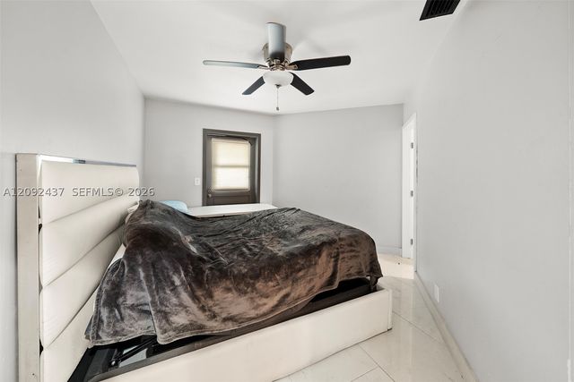 507 Palm Dr, Hallandale Beach, FL 33009