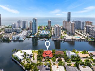507 Palm Dr, Hallandale Beach, FL 33009