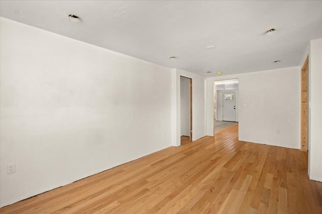 15 Cochituate Rd, Plymouth, MA 02360
