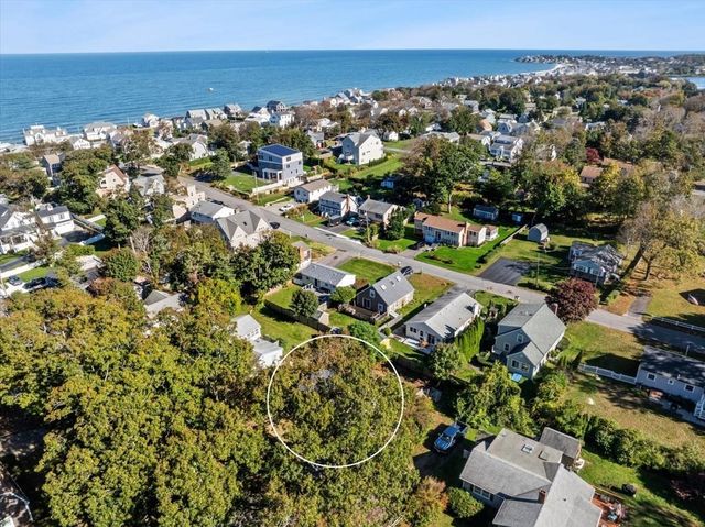 15 Cochituate Rd, Plymouth, MA 02360