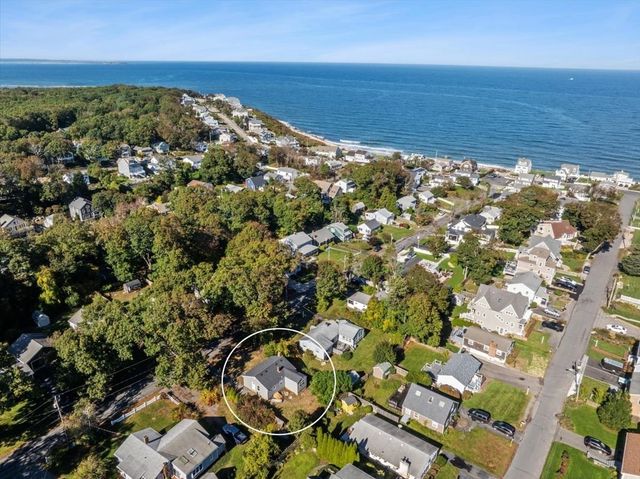 15 Cochituate Rd, Plymouth, MA 02360
