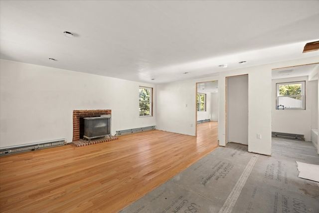 15 Cochituate Rd, Plymouth, MA 02360