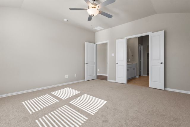 6649 Valley Lake Lane, Crowley, TX 76036