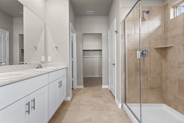 6649 Valley Lake Lane, Crowley, TX 76036