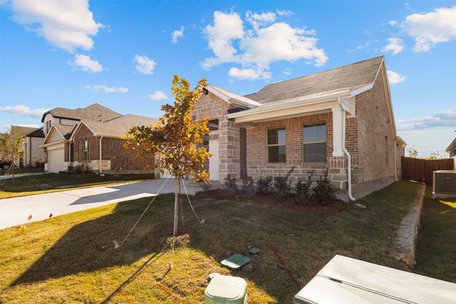 6649 Valley Lake Lane, Crowley, TX 76036