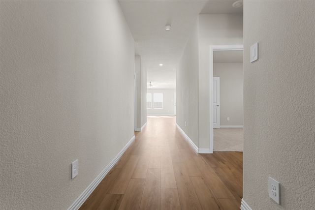 6649 Valley Lake Lane, Crowley, TX 76036