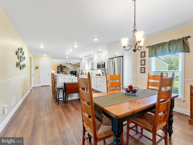 41 APPLE VALLEY, Langhorne, PA 19047