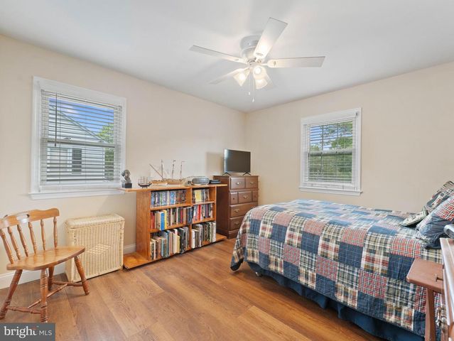 41 APPLE VALLEY, Langhorne, PA 19047