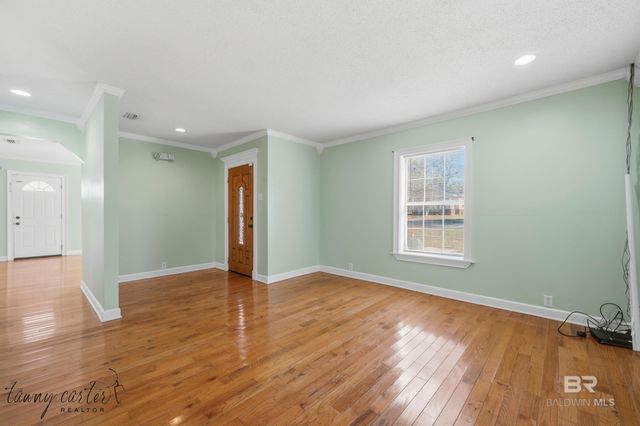 604 South Mount Pleasant Avenue, Monroeville, AL 36460