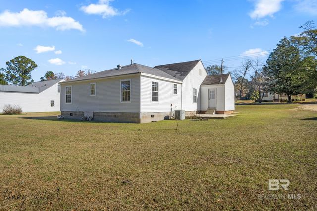 604 South Mount Pleasant Avenue, Monroeville, AL 36460