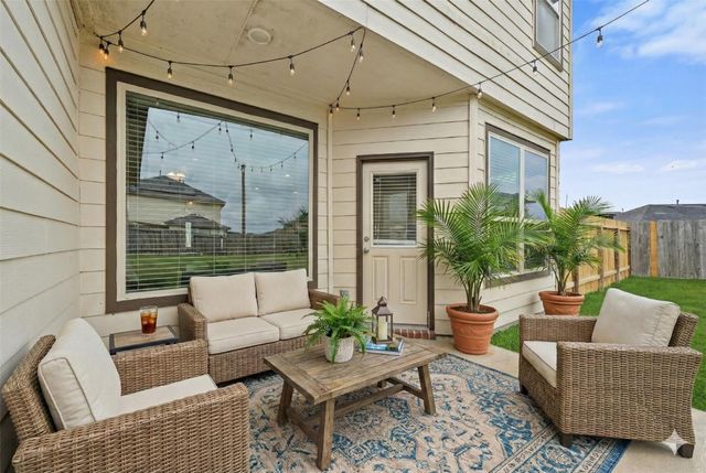 2002 Casterly Court, Fresno, TX 77545