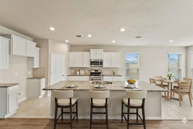 2002 Casterly Court, Fresno, TX 77545