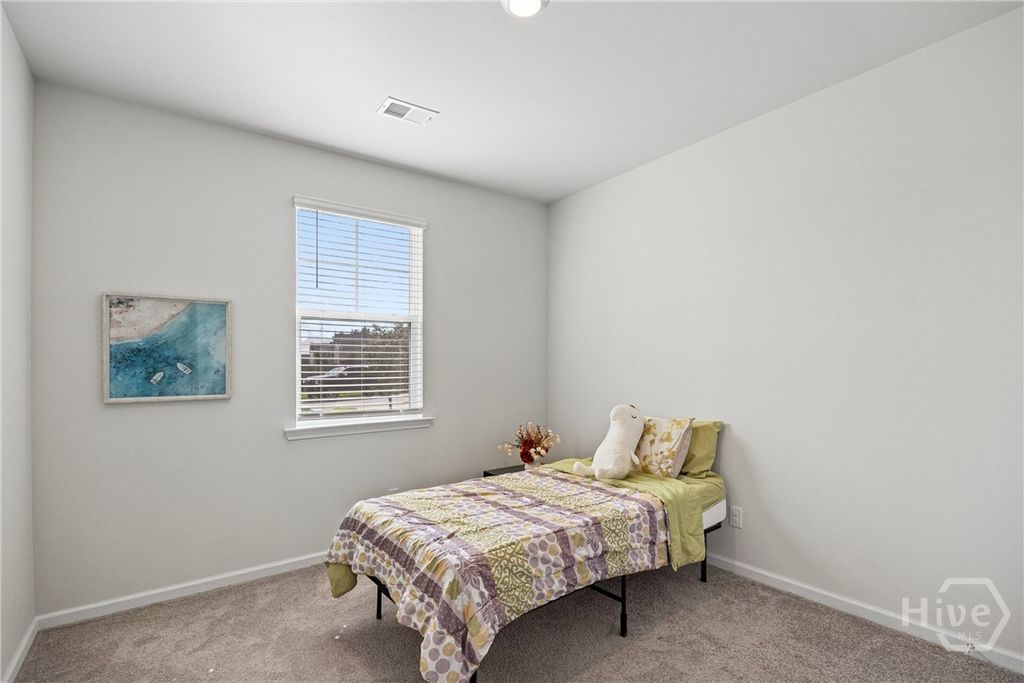 Image 27 of property listing at 125 Wedge Circle, Richmond Hill, GA 31324