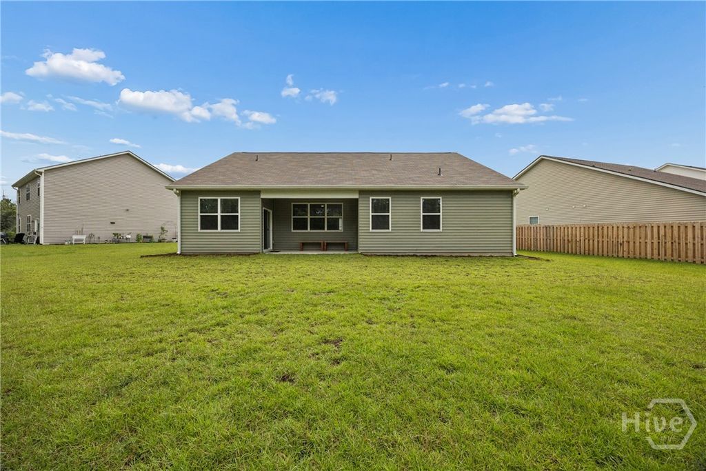 Image 35 of property listing at 125 Wedge Circle, Richmond Hill, GA 31324