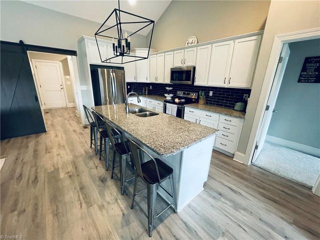 8805 Colgate Road, Stokesdale, NC 27357