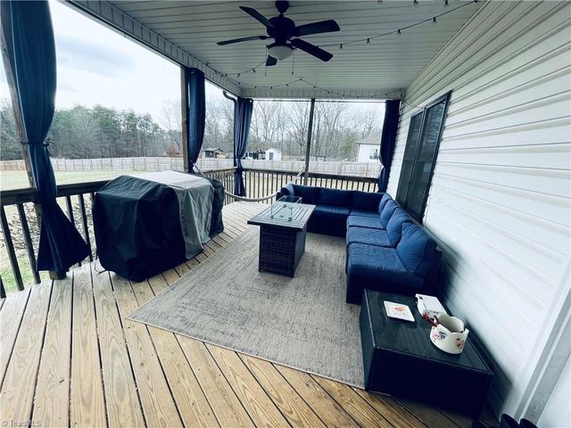 8805 Colgate Road, Stokesdale, NC 27357