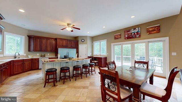 309 ARK RD, Mount Laurel, NJ 08054