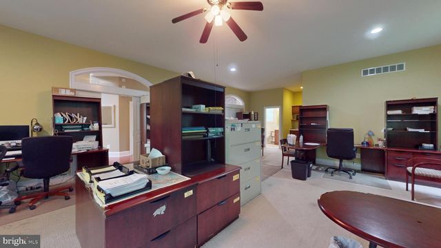 309 ARK RD, Mount Laurel, NJ 08054