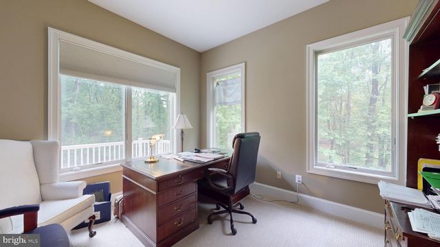 309 ARK RD, Mount Laurel, NJ 08054