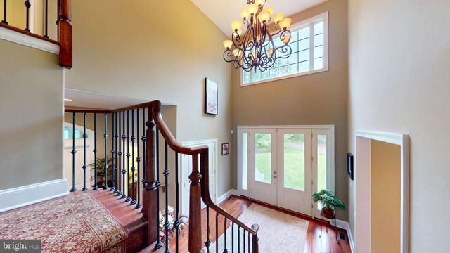 309 ARK RD, Mount Laurel, NJ 08054
