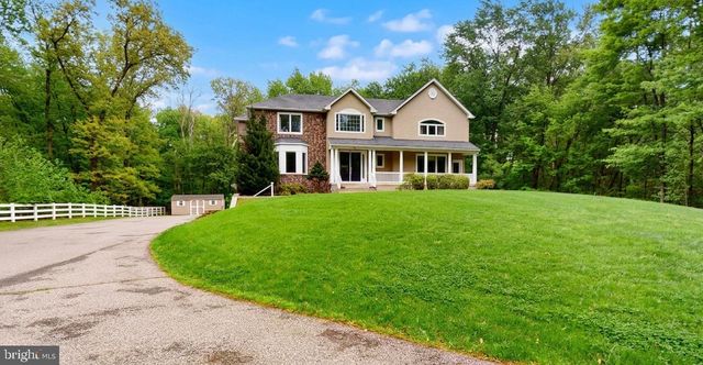309 ARK RD, Mount Laurel, NJ 08054