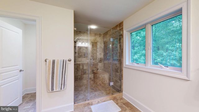 309 ARK RD, Mount Laurel, NJ 08054