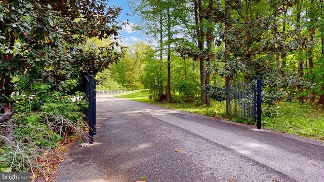 309 ARK RD, Mount Laurel, NJ 08054