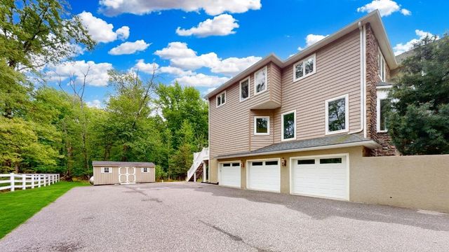 309 ARK RD, Mount Laurel, NJ 08054