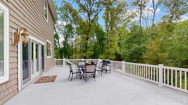 309 ARK RD, Mount Laurel, NJ 08054