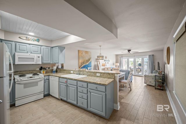 1233 W Lagoon Avenue 18-A, Gulf Shores, AL 36542