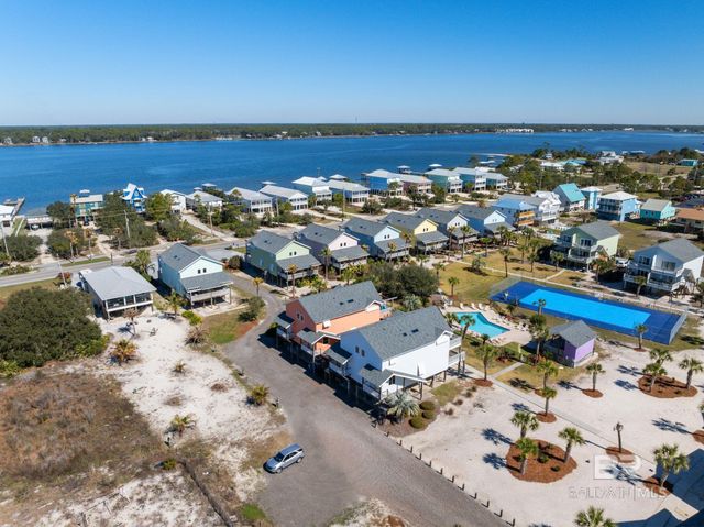 1233 W Lagoon Avenue 18-A, Gulf Shores, AL 36542