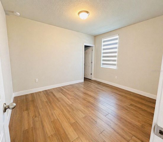 17301 BACK BAY COURT, Clermont, FL 34714