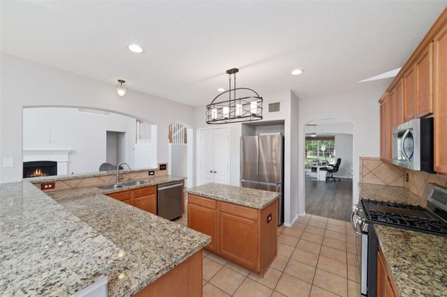 24826 Barry Estate Drive, Katy, TX 77493
