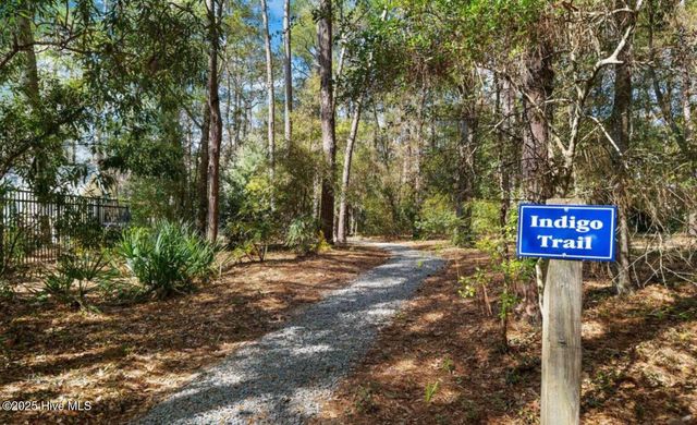 679 Carolina Bay Court, Southport, NC 28461