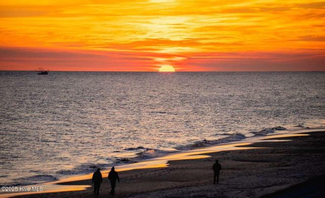 679 Carolina Bay Court, Southport, NC 28461