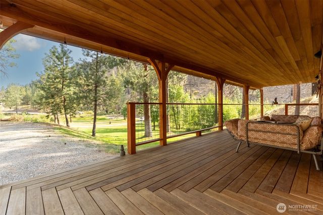 1425 Salmon Creek Road, Okanogan, WA 98819