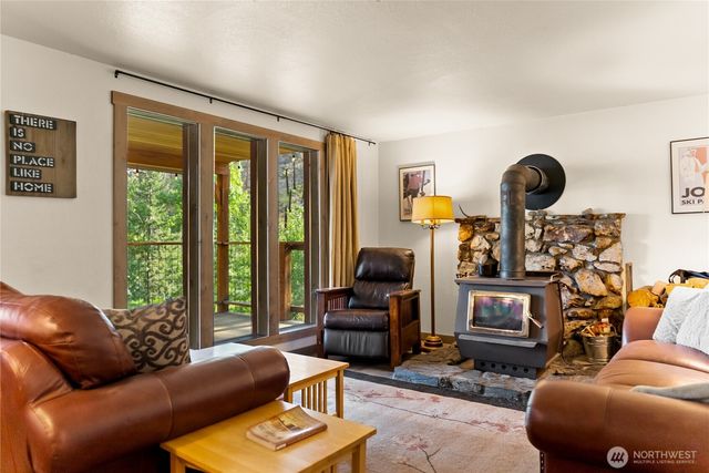 1425 Salmon Creek Road, Okanogan, WA 98819