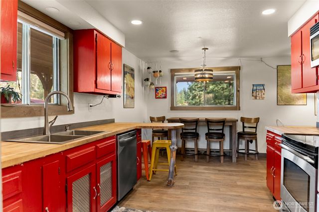 1425 Salmon Creek Road, Okanogan, WA 98819