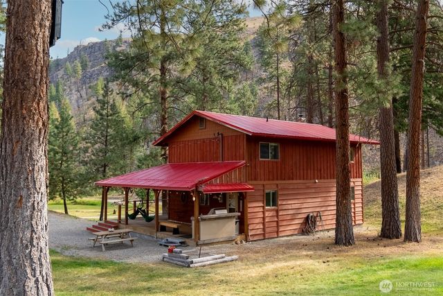 1425 Salmon Creek Road, Okanogan, WA 98819