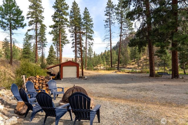 1425 Salmon Creek Road, Okanogan, WA 98819