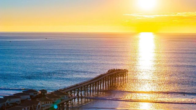 886 Felspar St, San Diego, CA 92109