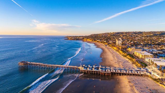 886 Felspar St, San Diego, CA 92109