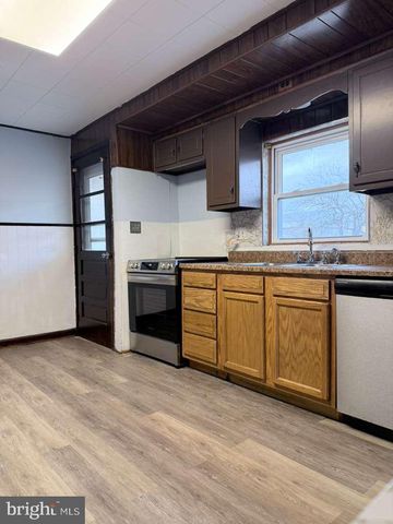 614 N CANNON AVE, Lansdale, PA 19446