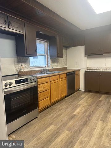 614 N CANNON AVE, Lansdale, PA 19446