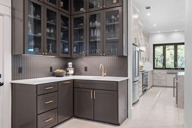 2419 Britt Drive, Argyle, TX 76226