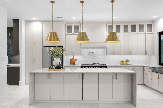 2419 Britt Drive, Argyle, TX 76226