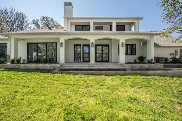 2419 Britt Drive, Argyle, TX 76226