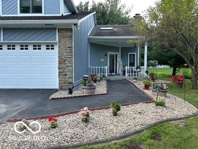 12189 N Cedarview Court, Mooresville, IN 46158